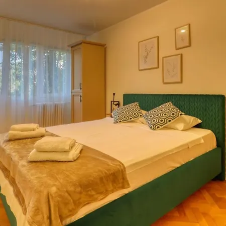 Quito Apartment - Stylish & Quiet-3